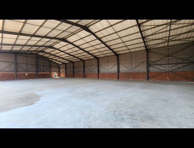 750M² WAREHOUSE TO LET IN WILLOWTON INDUSTRIAL